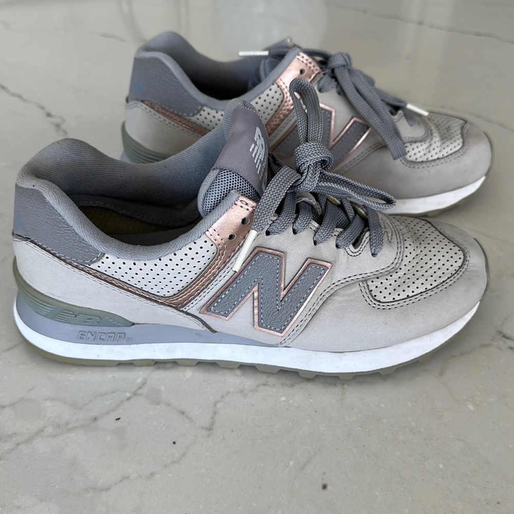 New Balance 574 sneakers